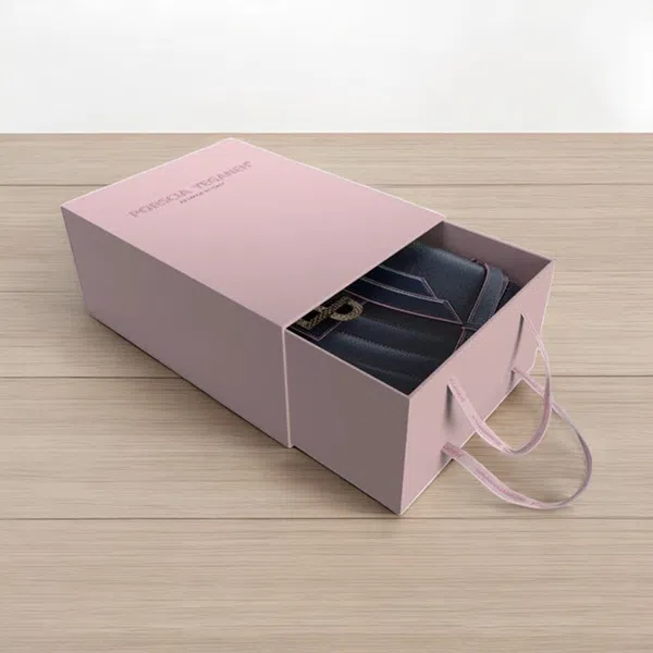 customized luxury handbag packaging